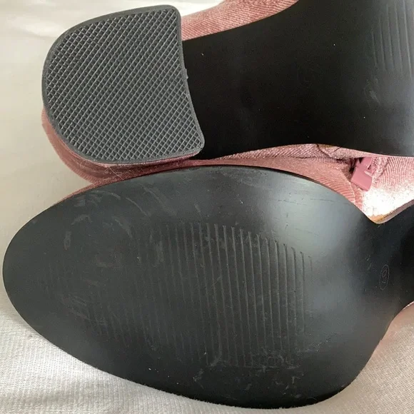 TED ROSS pink velour ankle boots with floral embroidered motif SIZE 40 - Picture 5 of 10